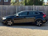 USED 2017 66 VOLVO V40 1.5 V40 R-Design T3 Auto 5dr Full Service Long MOT