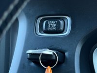 USED 2017 66 VOLVO V40 1.5 V40 R-Design T3 Auto 5dr Full Service Long MOT