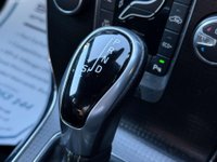 USED 2017 66 VOLVO V40 1.5 V40 R-Design T3 Auto 5dr Full Service Long MOT