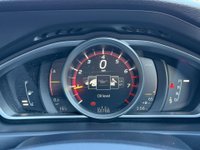 USED 2017 66 VOLVO V40 1.5 V40 R-Design T3 Auto 5dr Full Service Long MOT