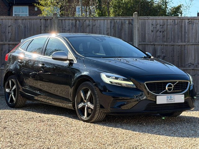 View our Volvo V40 1.5 V40 R-Design T3 Auto 5dr