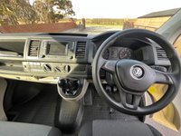 USED 2017 17 VOLKSWAGEN TRANSPORTER 102 2.0 TDI T28 BlueMotion Tech Startline FWD LWB Euro 6 +VAT 
