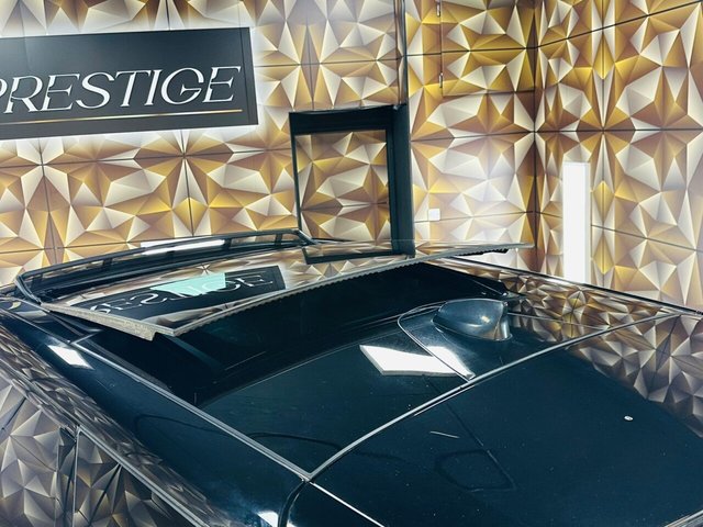 2019 Land Rover RANGE ROVER EVOQUE 2.0 D180 R-Dynamic SE Auto 4WD Euro 6 (s/s) 5dr - Photo 6