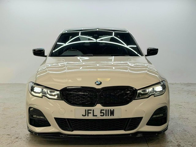 View our BMW 3 SERIES