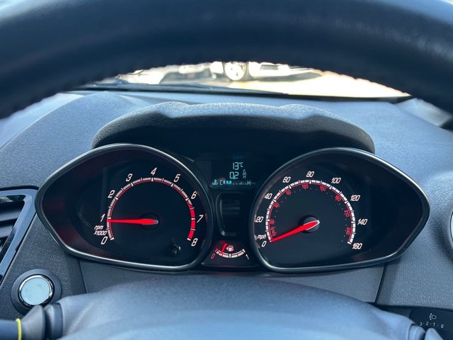 2017 FORD FIESTA - Photo 11