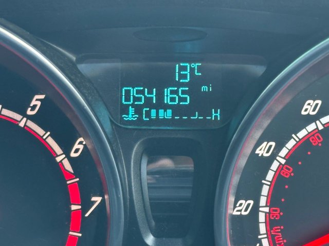 2017 FORD FIESTA - Photo 12