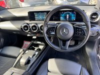 USED 2018 68 MERCEDES-BENZ A-CLASS 1.3 A180 SE Hatchback 5dr Petrol 7G-DCT Euro 6 (s/s) (136 ps) 1 OWNER + NAV + AUTO + CAMERA