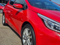 USED 2014 64 KIA CEED 1.6 GDi 3 Hatchback 5dr Petrol DCT Euro 5 (133 bhp) AUTO + LOW MILES + SAT NAV + HD CAMERA + SENSORS + CRUISE