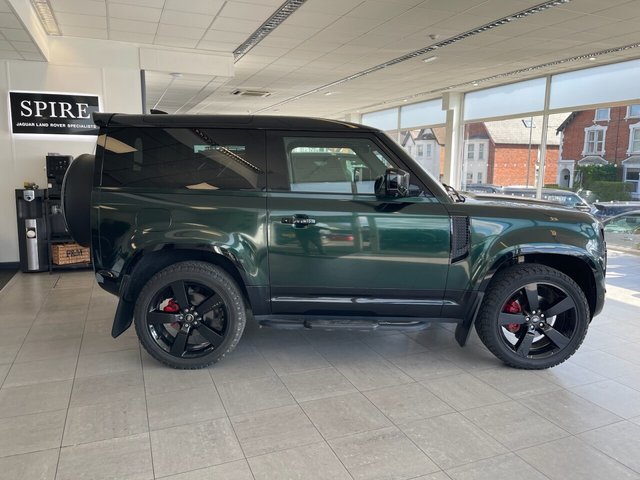 View our LAND ROVER DEFENDER