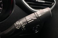 USED 2018 VAUXHALL CROSSLAND X 1.6 Turbo D Elite Nav SUV 5dr Diesel Manual Euro 6 (s/s) (120 ps) SAT NAV-HEATED SCREEN & SEATS