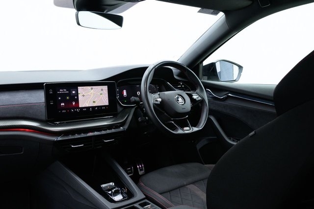 2021 SKODA OCTAVIA - Photo 3