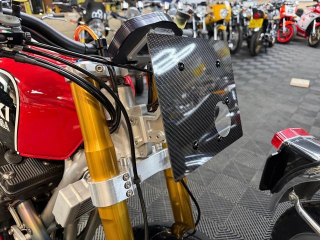 View our SUZUKI GS1000