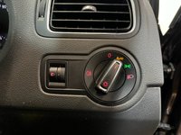 USED 2015 65 VOLKSWAGEN POLO 1.2 TSI BlueMotion Tech SE Hatchback 5dr Petrol Manual Euro 6 (s/s) (90 ps) 2 keys, cruise control, DAB radio