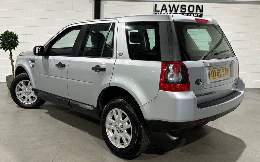 USED 2010 60 LAND ROVER FREELANDER 2 2.2 TD4 XS SUV 5dr Diesel Auto 4WD Euro 4 (160 ps) 