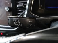USED 2018 68 VOLKSWAGEN T-ROC 1.0 TSI SEL SUV 5dr Petrol Manual Euro 6 (s/s) (115 ps) 1 OWNER FROM NEW AND COMES WITH A FULL VOLKSWAGEN MAIN DEALER SERVICE HISTORY (7 SERVICES) + VIRTUAL COCKPIT DIGITAL DASH DISPLAY + SATELLITE NAVIGATION + APPLE CARPLAY / ANDROID AUTO + BLUETOOTH MEDIA STREAMING + APPS CONTROL / MIRROR LINK + DAB DIGITAL RADIO + TOUCH SCREEN MEDIA DISPLAY + CRUISE CONTROL + FRONT AND REAR PARKING SENSORS + AUTOMATIC LED HEADLIGHTS + LED DAY TIME RUNNING LIGHTS + LEATHER MULTI FUNCTIONAL STEERING WHEEL + LANE ASSIST + SELECTABLE DRIVING MODES + VOICE COMMAND