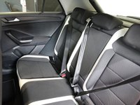 USED 2018 68 VOLKSWAGEN T-ROC 1.0 TSI SEL SUV 5dr Petrol Manual Euro 6 (s/s) (115 ps) 1 OWNER FROM NEW AND COMES WITH A FULL VOLKSWAGEN MAIN DEALER SERVICE HISTORY (7 SERVICES) + VIRTUAL COCKPIT DIGITAL DASH DISPLAY + SATELLITE NAVIGATION + APPLE CARPLAY / ANDROID AUTO + BLUETOOTH MEDIA STREAMING + APPS CONTROL / MIRROR LINK + DAB DIGITAL RADIO + TOUCH SCREEN MEDIA DISPLAY + CRUISE CONTROL + FRONT AND REAR PARKING SENSORS + AUTOMATIC LED HEADLIGHTS + LED DAY TIME RUNNING LIGHTS + LEATHER MULTI FUNCTIONAL STEERING WHEEL + LANE ASSIST + SELECTABLE DRIVING MODES + VOICE COMMAND