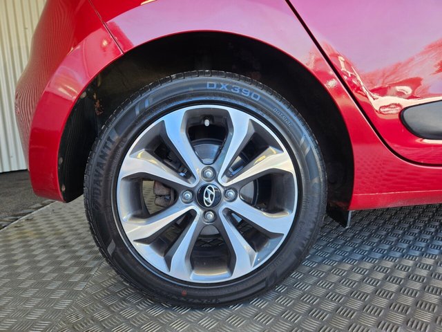 2017 HYUNDAI I10 - Photo 12