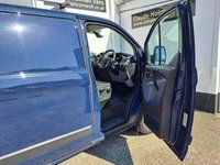 USED 2013 63 FORD TRANSIT CUSTOM 2.2 TDCi 330 Trend Panel Van 5dr Diesel Manual L2 H1 (197 g/km, 123 bhp) 