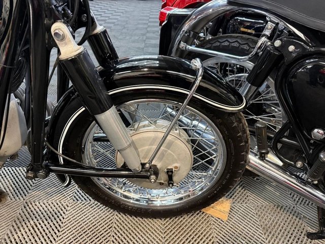 View our BMW R60