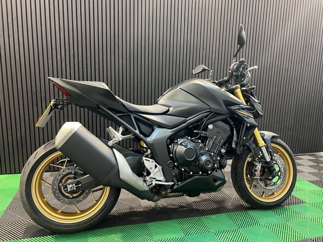 View our HONDA CB1000 Hornet