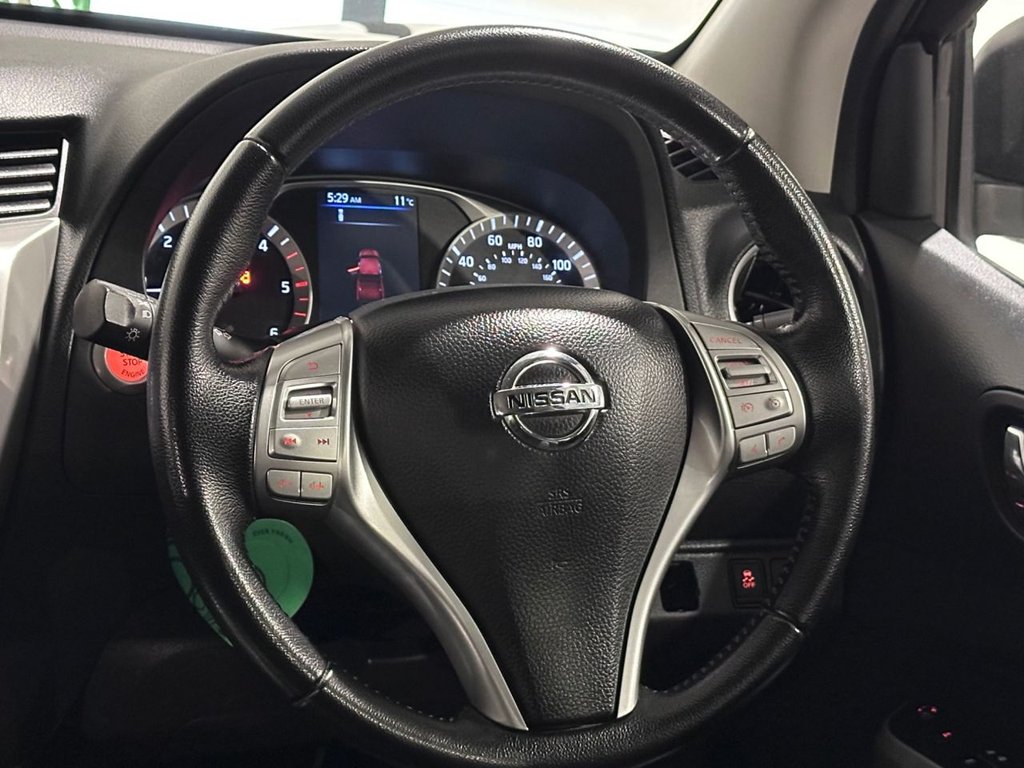 USED 2021 21 NISSAN NAVARA 2.3 dCi Tekna Pickup Double Cab 4dr Diesel Auto 4WD Euro 6 (190 ps) 