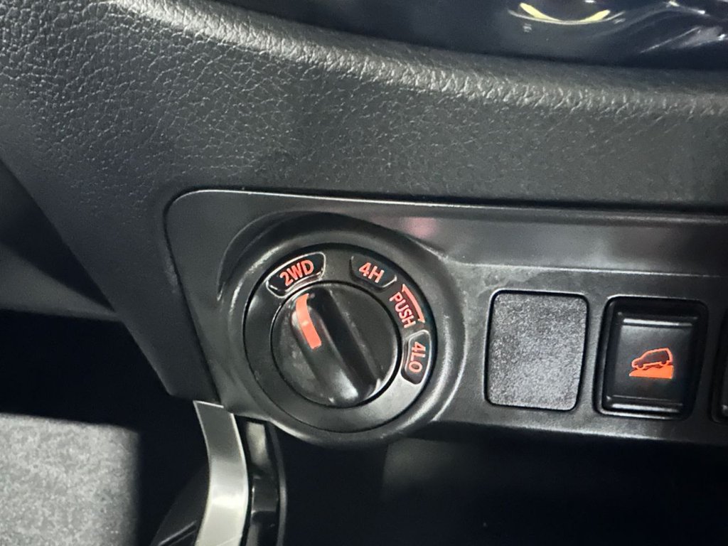 USED 2021 21 NISSAN NAVARA 2.3 dCi Tekna Pickup Double Cab 4dr Diesel Auto 4WD Euro 6 (190 ps) 