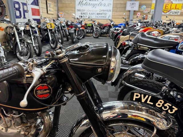 View our VELOCETTE VENOM