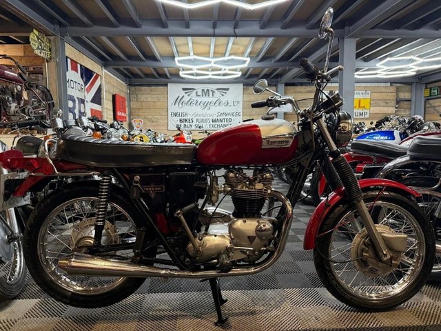 View our TRIUMPH TR6R