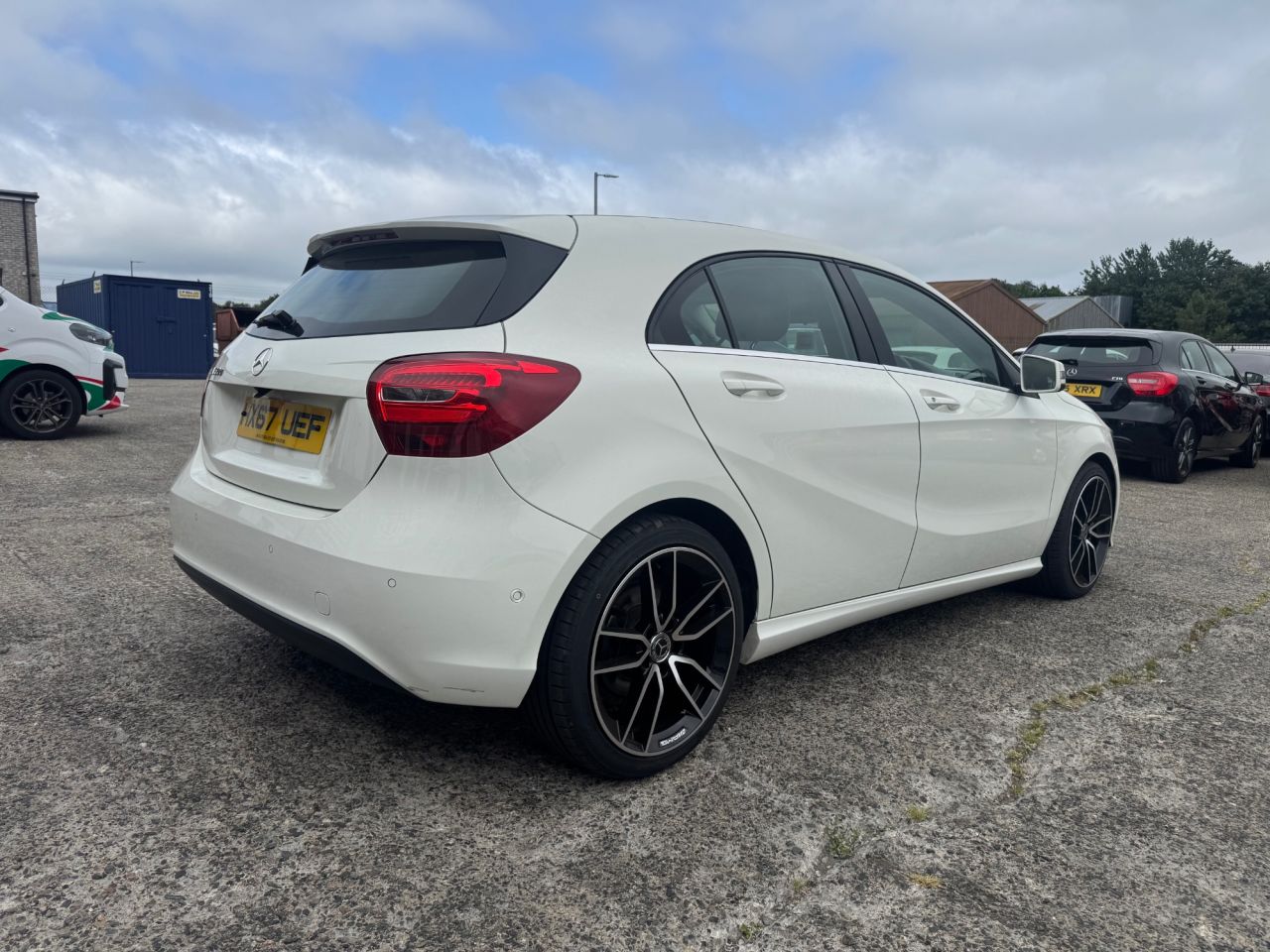 2017 MERCEDES A-CLASS 1.5 A180d SE (Executive) Hatchback 5dr Diesel Manual Euro 6 (s/s) (109 ps) - vehicle photo 13 for sale on PureCar