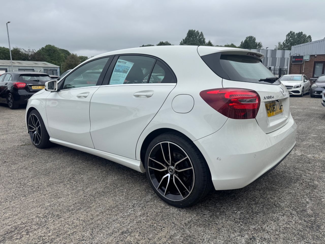 2017 MERCEDES A-CLASS 1.5 A180d SE (Executive) Hatchback 5dr Diesel Manual Euro 6 (s/s) (109 ps) - vehicle photo 10 for sale on PureCar