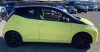 USED 2016 66 TOYOTA AYGO 1.0 VVT-i x-cite 3 Yellow Bi-Tone Hatchback 5dr Petrol Manual Euro 6 (68 ps) LONG MOT, JUST BEEN SERVICED, HPI CLEAR, 2 X KEYS, 1 PREVIOUS OWNER! BLUETOOTH, AIR CON, ELECTRIC WINDOWS, PRIVACY GLASS, BLACK GLOSS ALLOYS!