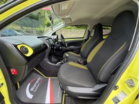 USED 2016 66 TOYOTA AYGO 1.0 VVT-i x-cite 3 Yellow Bi-Tone Hatchback 5dr Petrol Manual Euro 6 (68 ps) LONG MOT, JUST BEEN SERVICED, HPI CLEAR, 2 X KEYS, 1 PREVIOUS OWNER! BLUETOOTH, AIR CON, ELECTRIC WINDOWS, PRIVACY GLASS, BLACK GLOSS ALLOYS!