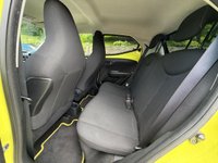 USED 2016 66 TOYOTA AYGO 1.0 VVT-i x-cite 3 Yellow Bi-Tone Hatchback 5dr Petrol Manual Euro 6 (68 ps) LONG MOT, JUST BEEN SERVICED, HPI CLEAR, 2 X KEYS, 1 PREVIOUS OWNER! BLUETOOTH, AIR CON, ELECTRIC WINDOWS, PRIVACY GLASS, BLACK GLOSS ALLOYS!