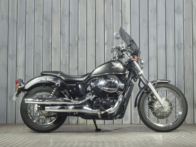 HONDA VT750 at SuperBike Factory Trade