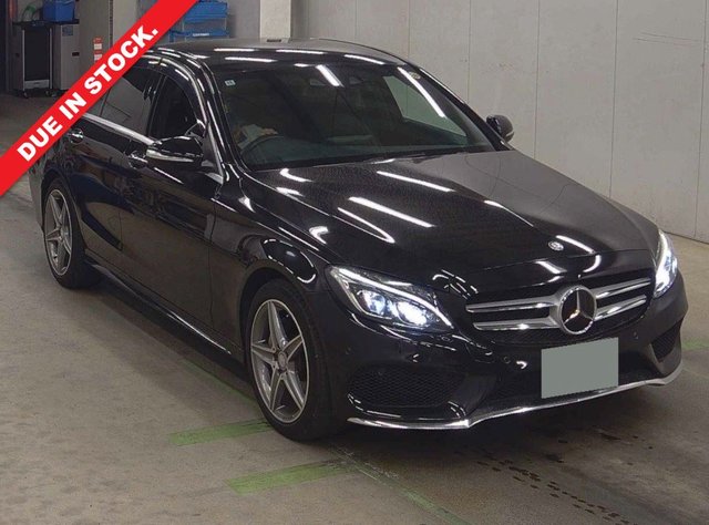 View our Mercedes-Benz C-Class 2.0 C200 AMG Line Saloon 4dr Petrol 7G-Tronic+ Euro 6 (s/s) (184 ps)