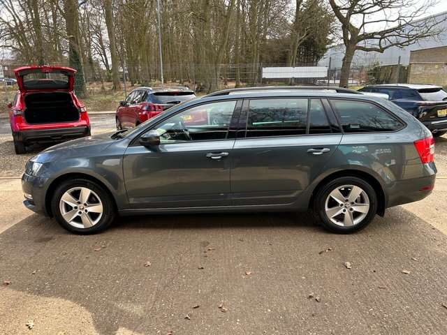 2019 SKODA OCTAVIA - Photo 8