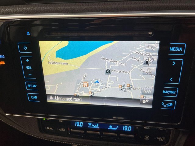 2015 TOYOTA AURIS - Photo 10