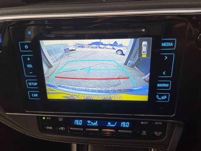 2015 TOYOTA AURIS - Photo 11