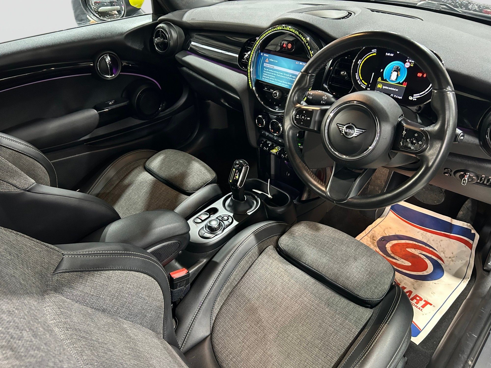 USED 2023 72 MINI Electric Hatch Cooper SE 32.6kWh Level 2 Hatchback 3dr Electric Auto (184 ps) 
