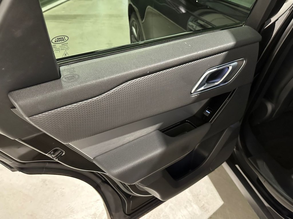 USED 2022 22 LAND ROVER RANGE ROVER VELAR 2.0 D200 MHEV R-Dynamic SE SUV 5dr Diesel Auto 4WD Euro 6 (s/s) (204 ps) 