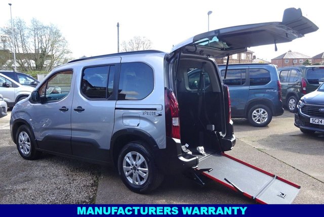 View our Peugeot Rifter 1.5 BlueHDi WHEELCHAIR ACCESS