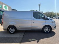 USED 2022 22 FORD TRANSIT CUSTOM Limited L1 H1 2.0 300 EcoBlue SWB Diesel Panel Van AUTO Euro 6 (s/s) (130 bhp) AUTOMATIC - Only 70,565 miles - 2 Ford main dealer services - last service on 09.09.2024 @ 52,627 miles  - EURO 6, A/C, rear view camera, front & rear parking sensors, heated seats, alloys, cruise control, Bluetooth, electric power folding mirrors, E/W, DAB Radio with Apple car play, USB port, start/stop, factory fitted bulkhead, auto headlights, side loading door, ply lined, front fog lights, remote Central Locking, finance arranged & 6 months premium AutoGuard warranty