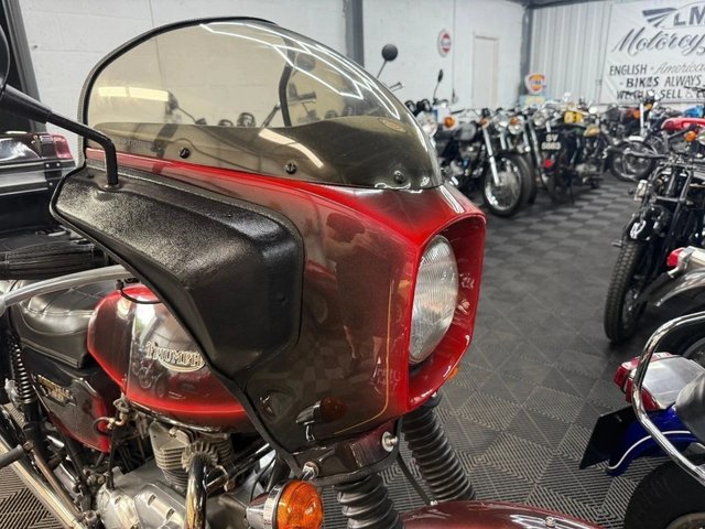 View our TRIUMPH T40V BONNEVILLE