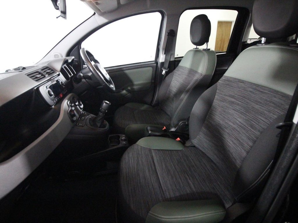 USED 2019 69 FIAT PANDA 0.9 TwinAir 4x4 Hatchback 5dr Petrol Manual Euro 6 (s/s) (90 bhp) 