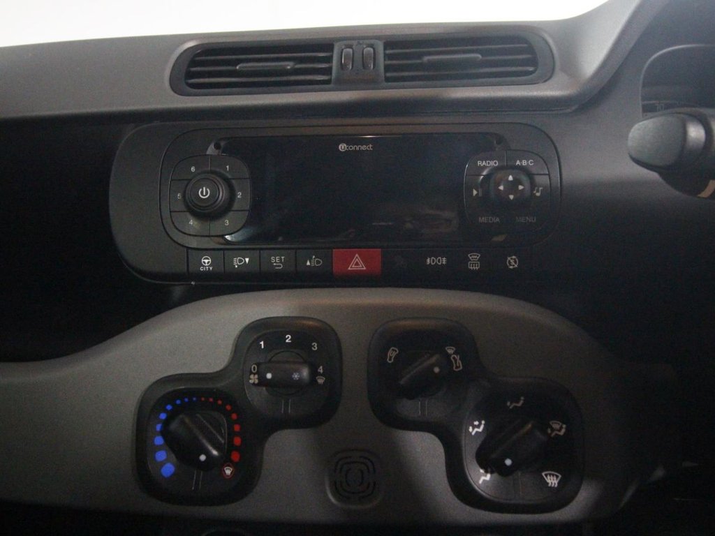 USED 2019 69 FIAT PANDA 0.9 TwinAir 4x4 Hatchback 5dr Petrol Manual Euro 6 (s/s) (90 bhp) 