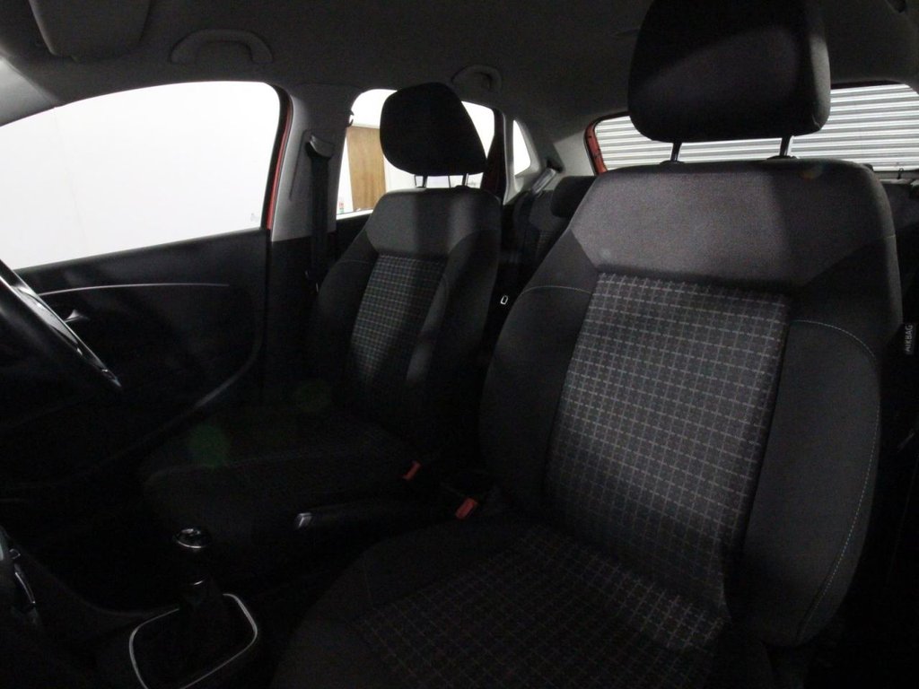 USED 2015 65 VOLKSWAGEN POLO 1.2 TSI BlueMotion Tech SE Hatchback 5dr Petrol Manual Euro 6 (s/s) (90 ps) 