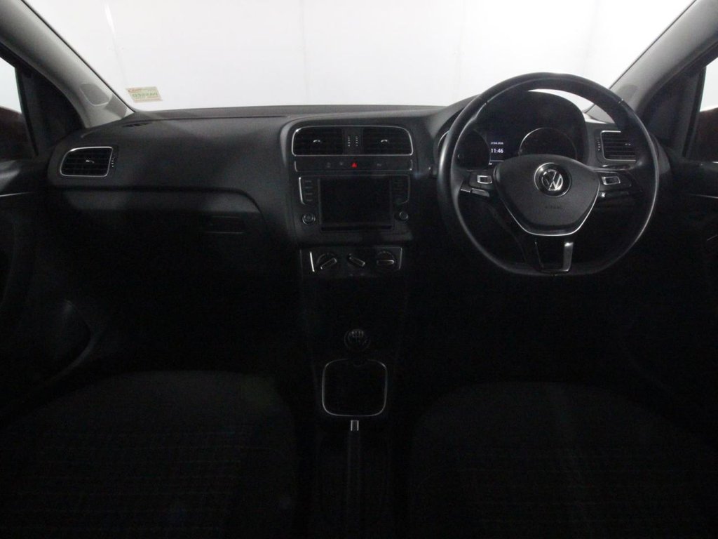 USED 2015 65 VOLKSWAGEN POLO 1.2 TSI BlueMotion Tech SE Hatchback 5dr Petrol Manual Euro 6 (s/s) (90 ps) 