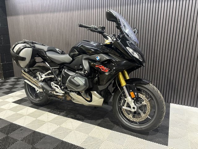 View our BMW R 1250 RS
