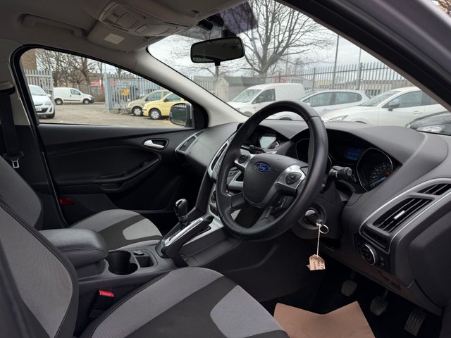 2011 FORD FOCUS - Photo 6