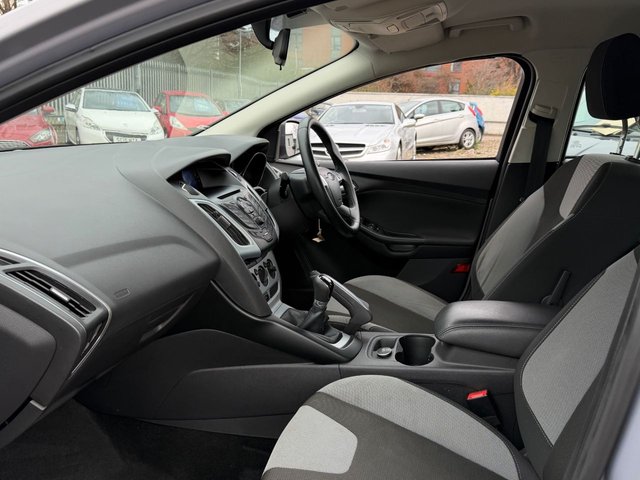 2011 FORD FOCUS - Photo 8